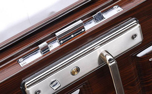 谢通门24小时上门开锁公司